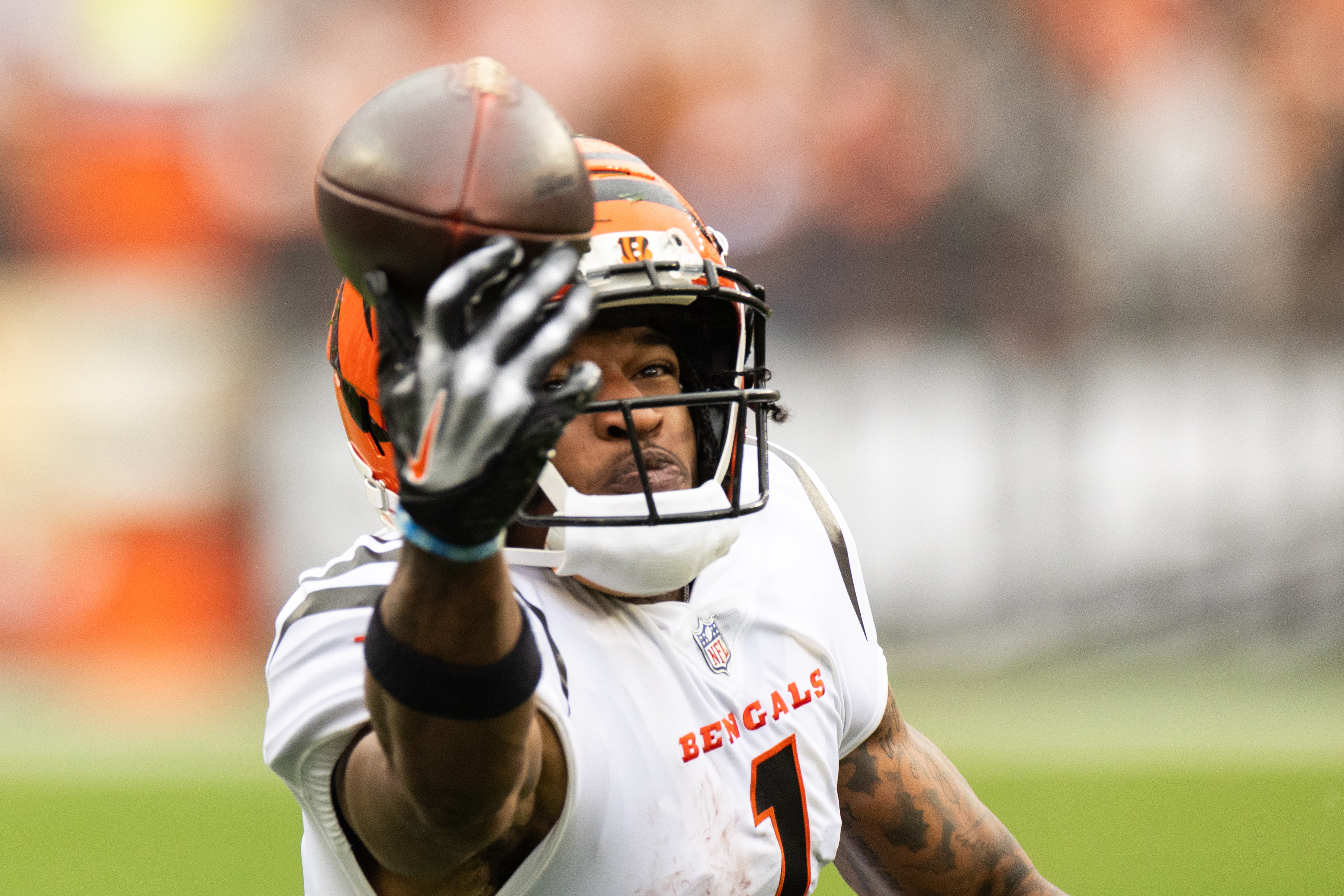 Cincinnati Bengals wide receiver Ja'Marr Chase (1) runs to wait for the  pass during an NFL football game against the Jacksonville Jaguars,  Thursday, Sept. 30, 2021, in Cincinnati. (AP Photo/Emilee Chinn Stock