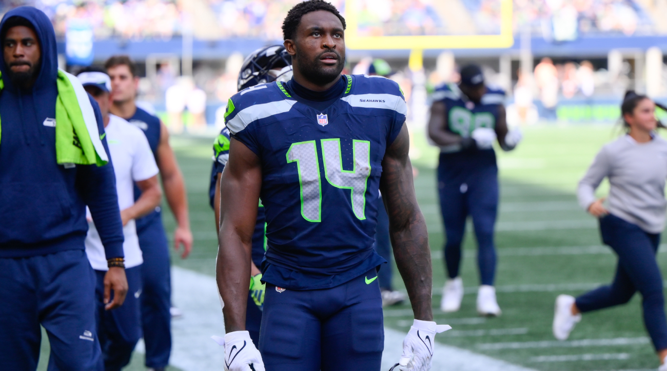 Seattle Seahawks Surge Past Chargers - and Into 1st Place! - Despite DK  Metcalf Injury - Sports Illustrated Seattle Seahawks News, Analysis and More