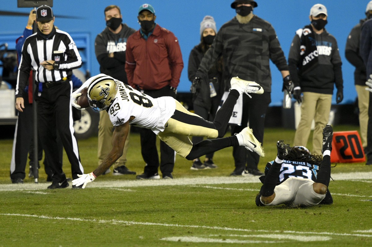 Jan 3, 2021; New Orleans Saints TE Juwan Johnson (83) after a catch against the Carolina Panthers. Mandatory Credit: Bob Donnan-USA TODAY 