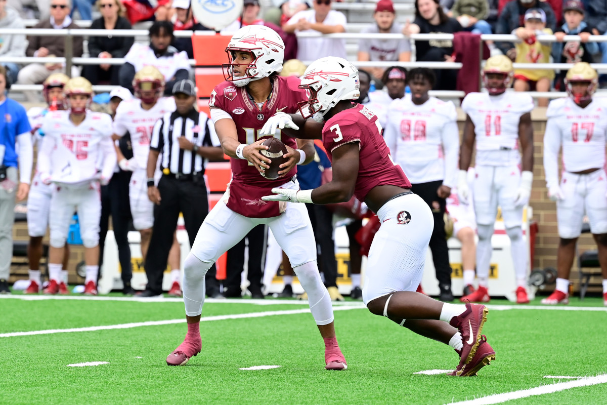 BREAKING FSU Starting Quarterback Jordan Travis Injured In First Half