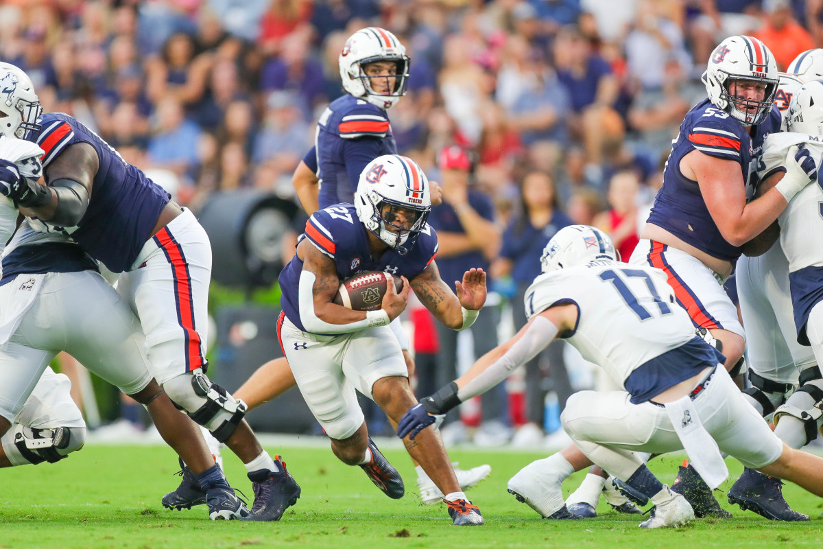 GALLERY Photos from the first half between Auburn and Samford Sports