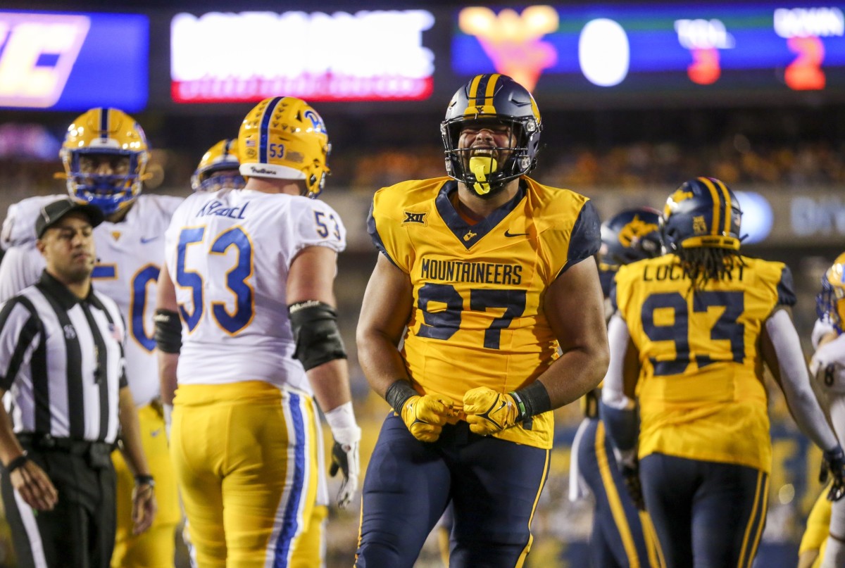 Mountaineers Handle Panthers 17-6 - Sports Illustrated West Virginia ...