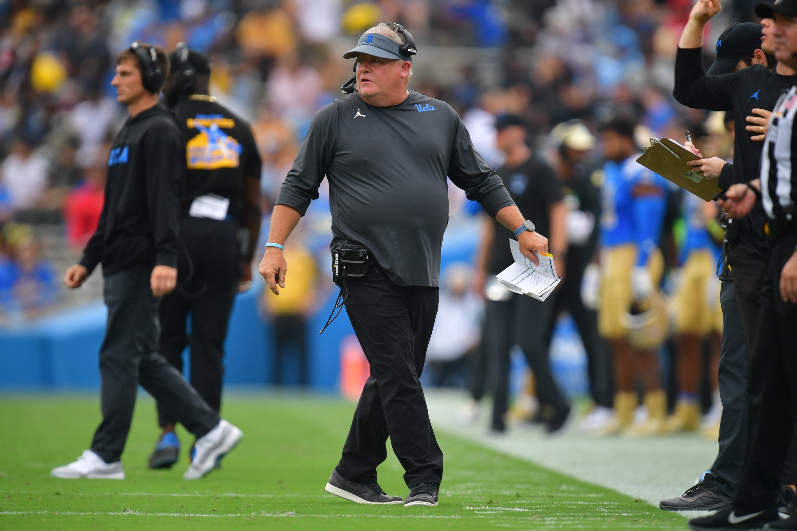 UCLA Football: Chip Kelly Stands Firm On QB Stance Despite Dante Moore ...