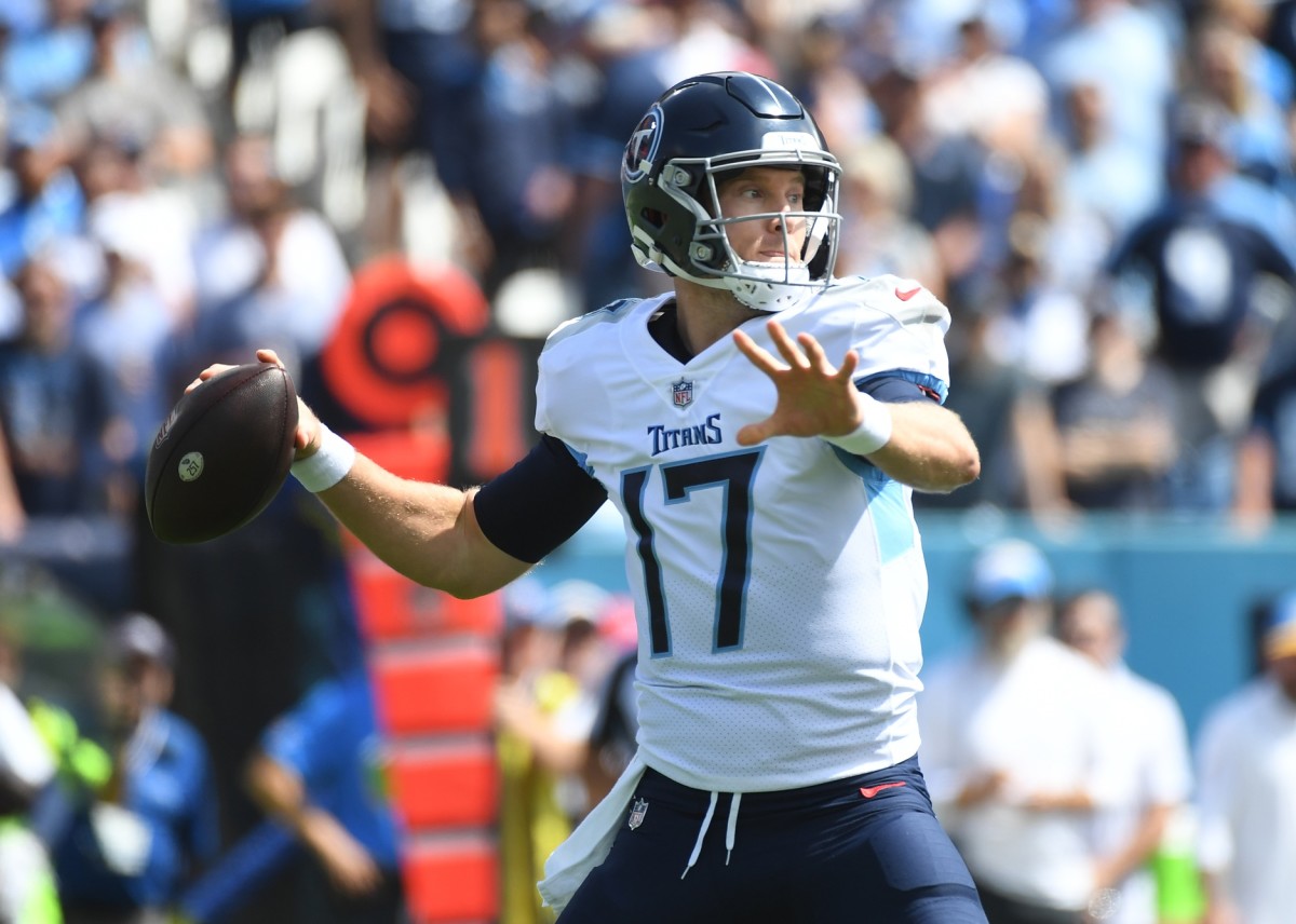 Tannehill returns, throws 2 TD passes as Titans beat Broncos