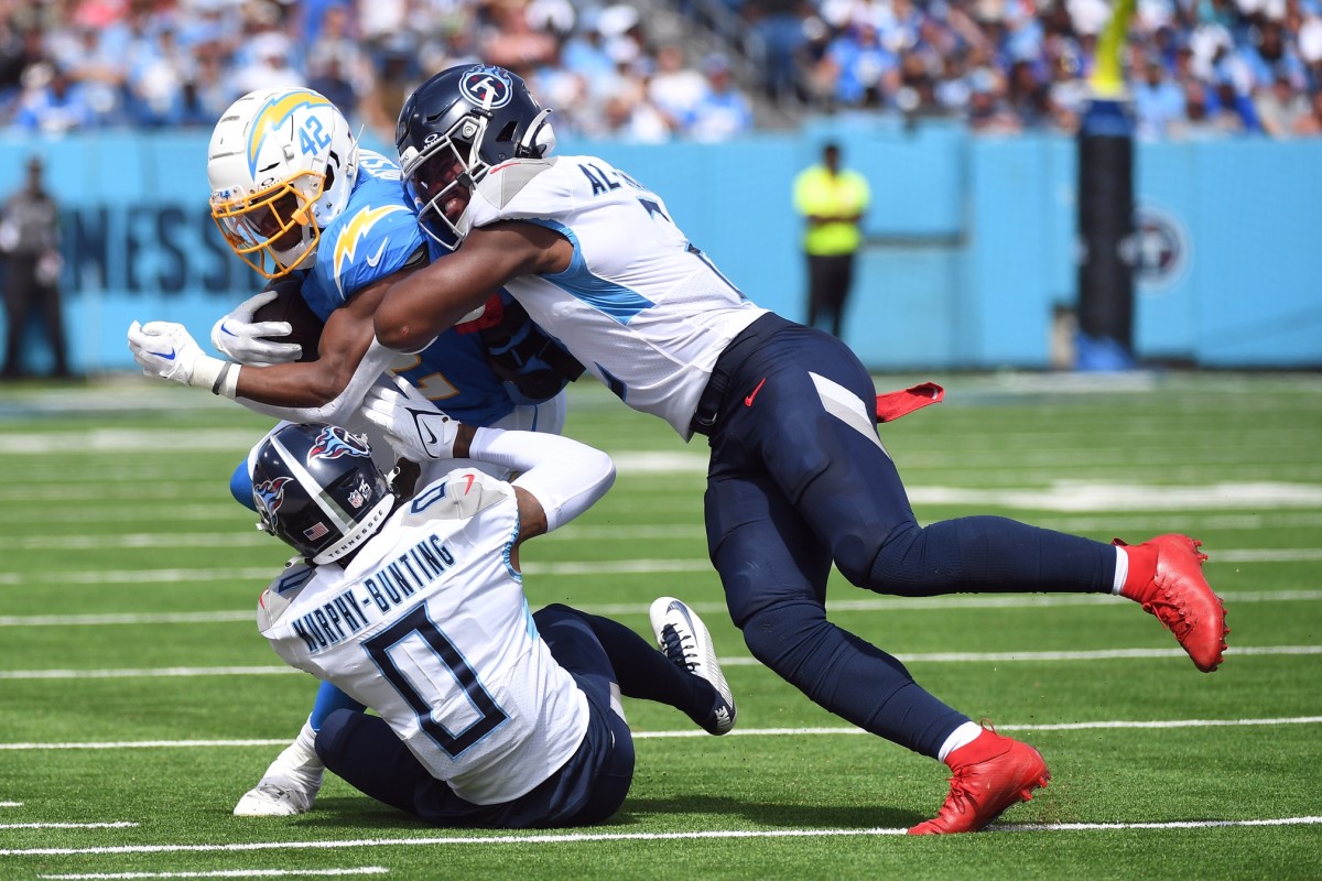 Los Angeles Chargers Vs Tennessee Titans Game Day Nissan Stadium