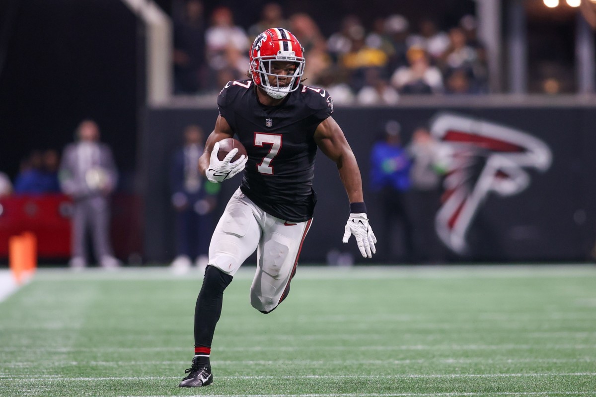 NFL Rookies to Wear New Jersey Patch in 2023 : r/sportsthreads