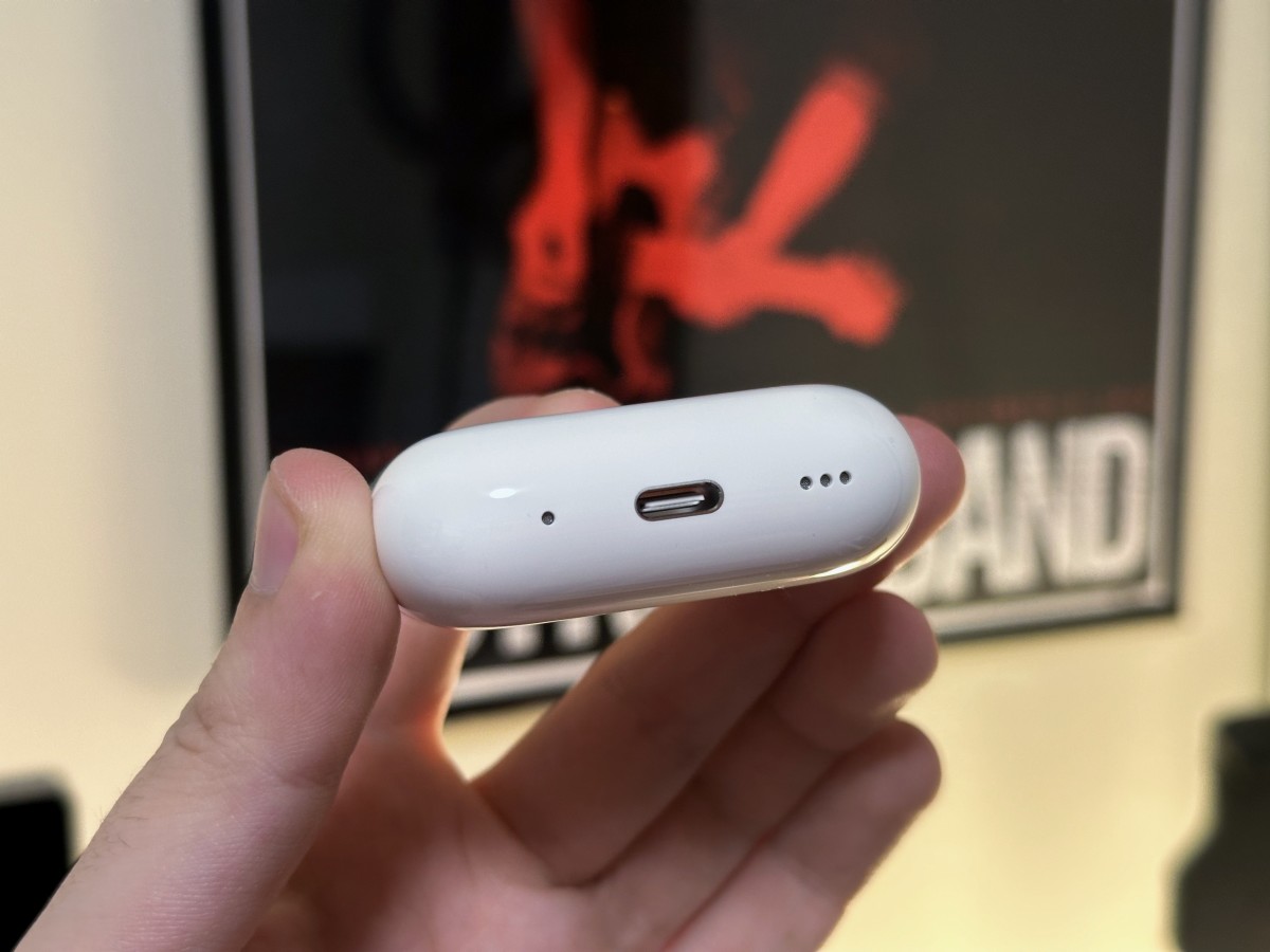 Apple AirPods Pro 2 is getting a USB-C charging case