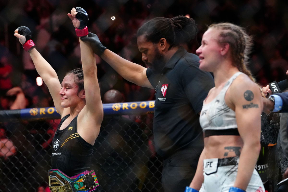 Alexa Grasso and Valentina Shevchenko fight to a split draw in their Noche UFC rematch.