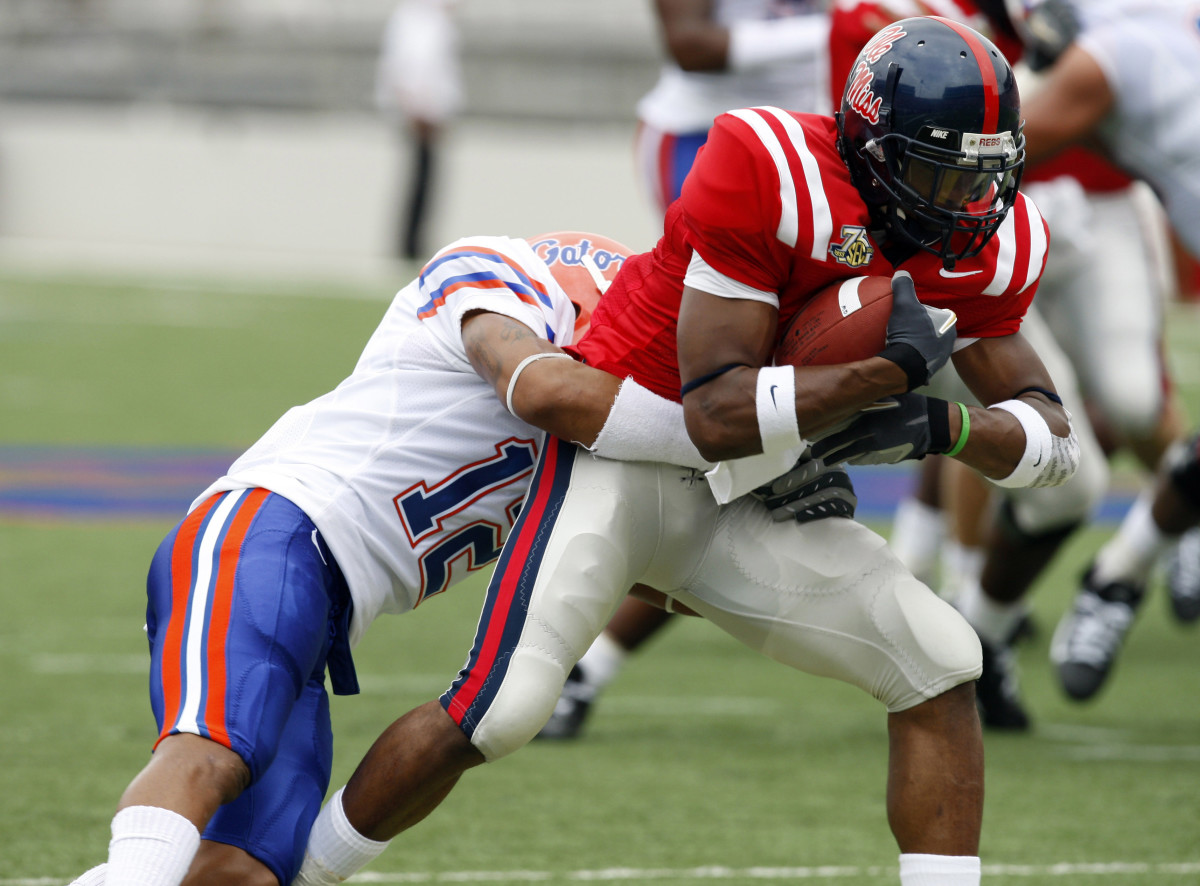 Shay Hodge in the 2007 game against the Gators, one year before the Rebels' historic win in Gainesville.