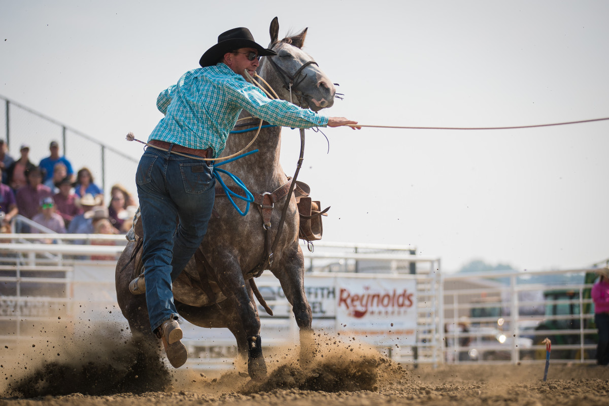 Who Will Take Home Cinch Playoffs Governor's Cup Calf Roping