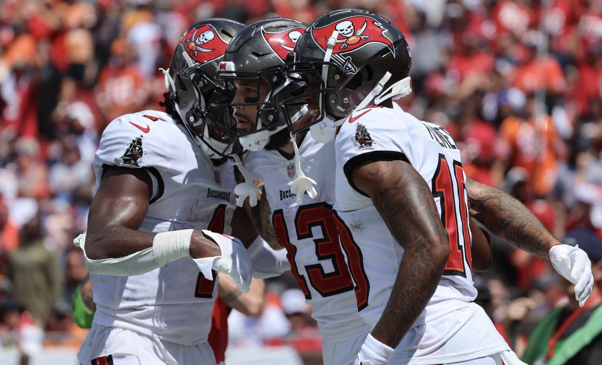 Tampa Bay Buccaneers Schedule 2021: Dates, times, win/loss prediction for  17-game schedule