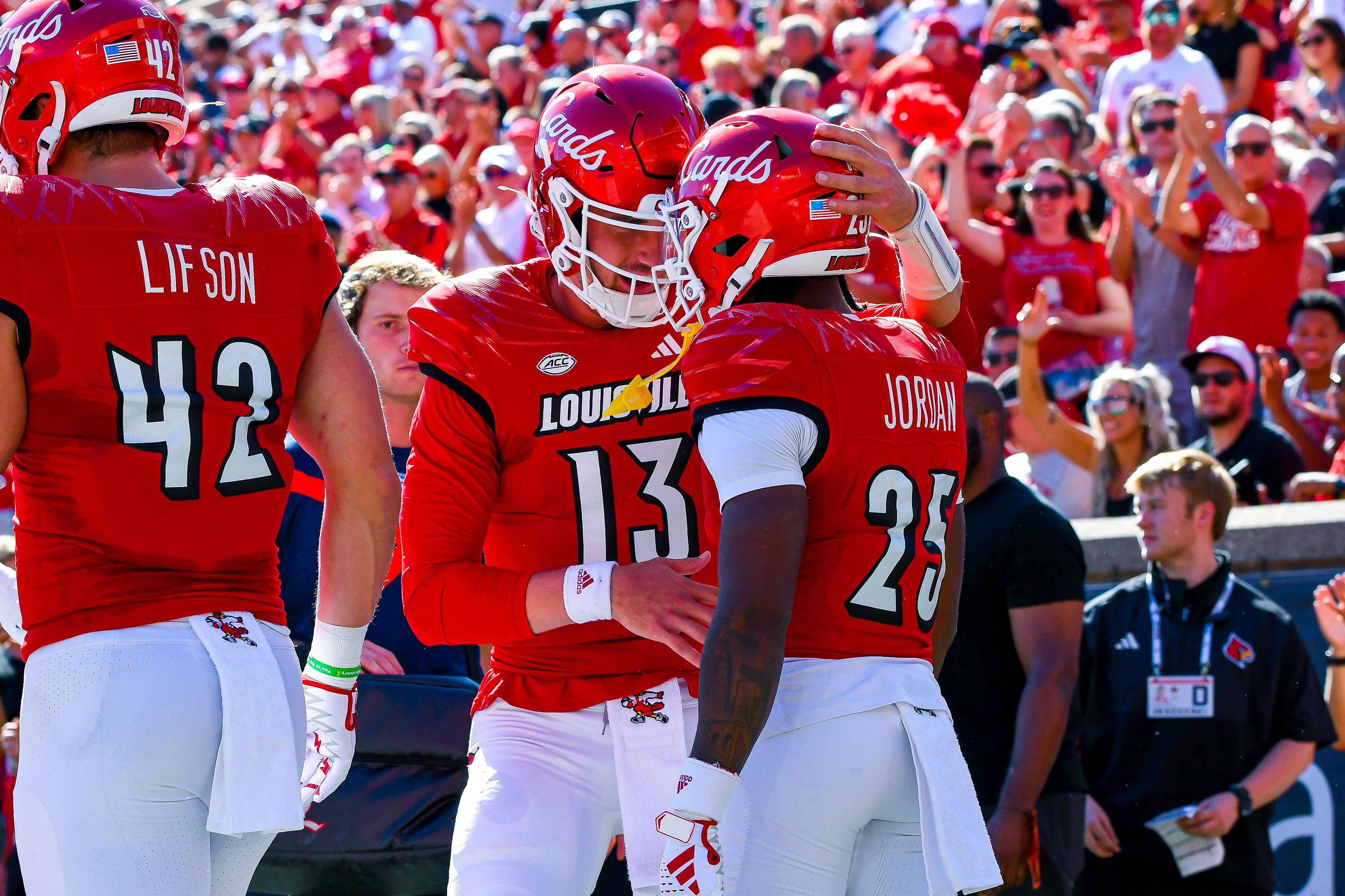 3 Top 25 teams highlight Louisville's 2016 football schedule