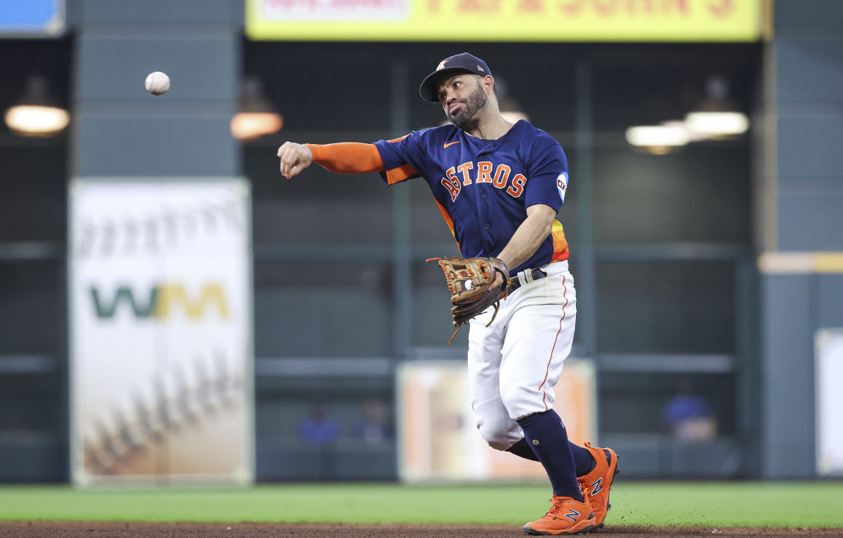 Houston Astros on X: Prior to tonight's game, we welcomed back