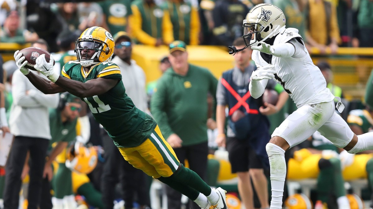 Derek Carr and spectacular one-handed catch from Chris Olave lead