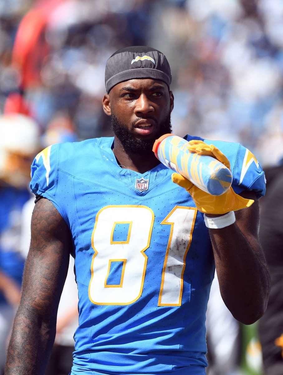 Mike Williams Suffers Torn ACL in Chargers Win Over Vikings