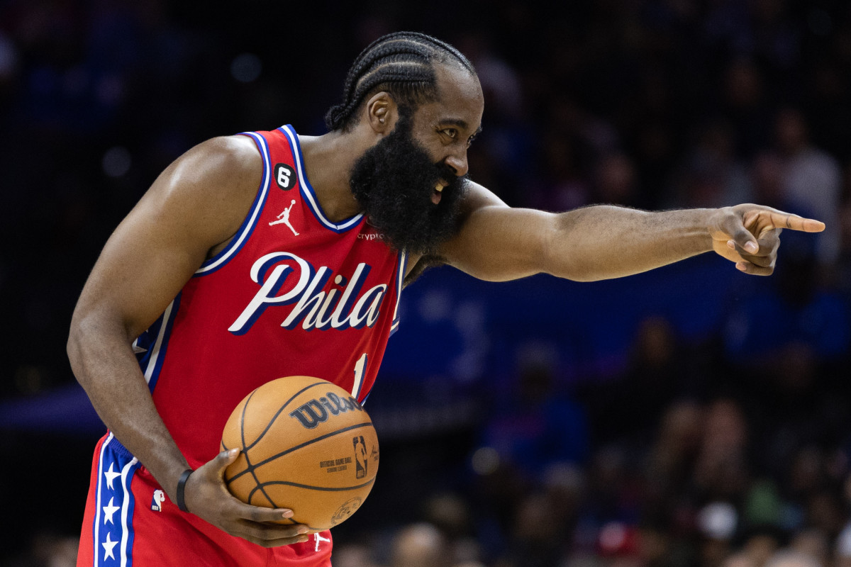 NBA Veteran Calls Out 76ers Amid James Harden's Trade Request
