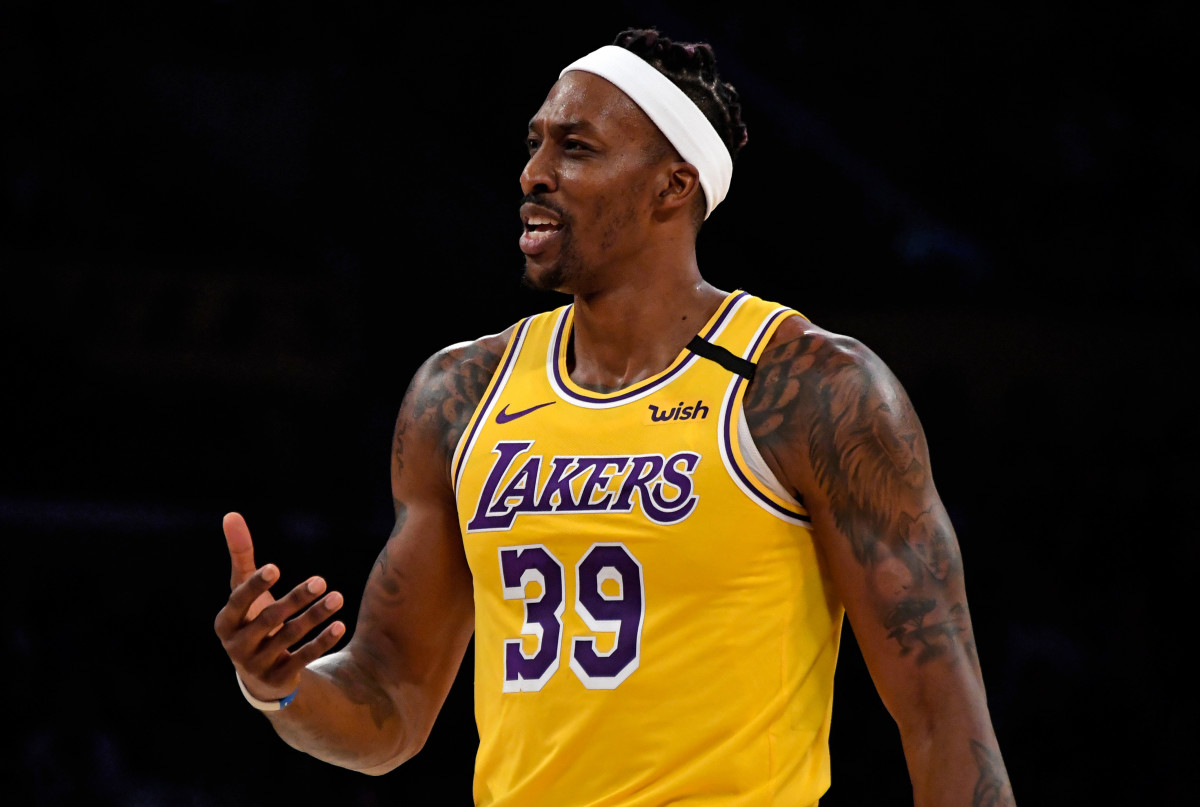 warriors-contend-with-their-roster-do-not-sign-dwight-howard