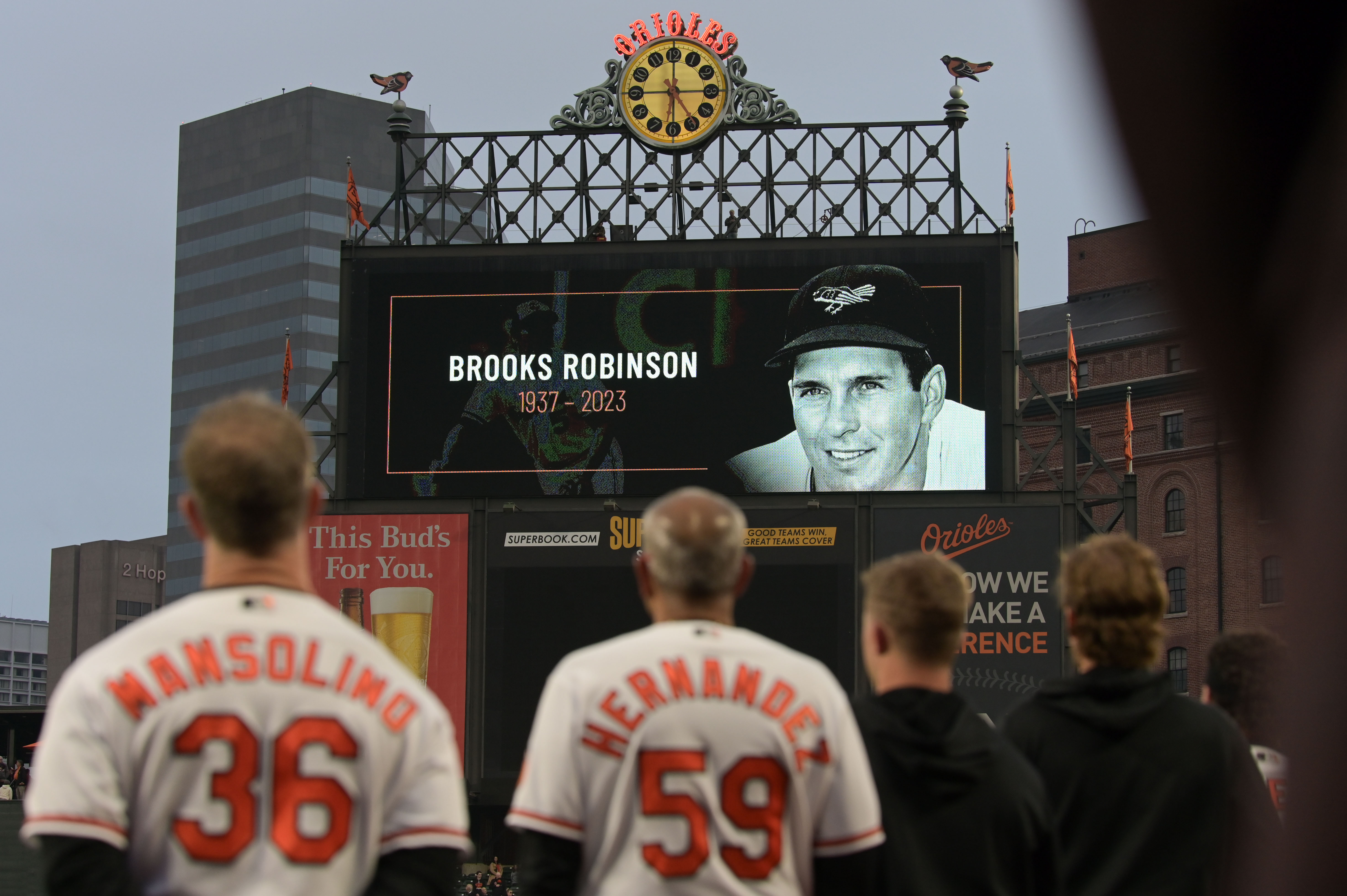 Baltimore Orioles to Wear Patch Honoring Brooks Robinson