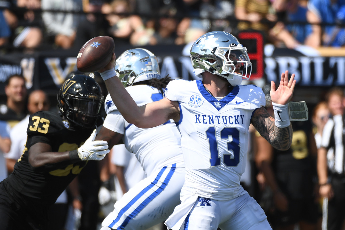 Florida vs Kentucky Predictions - NCAAF Week 5 Betting Odds, Spreads &  Picks 2023