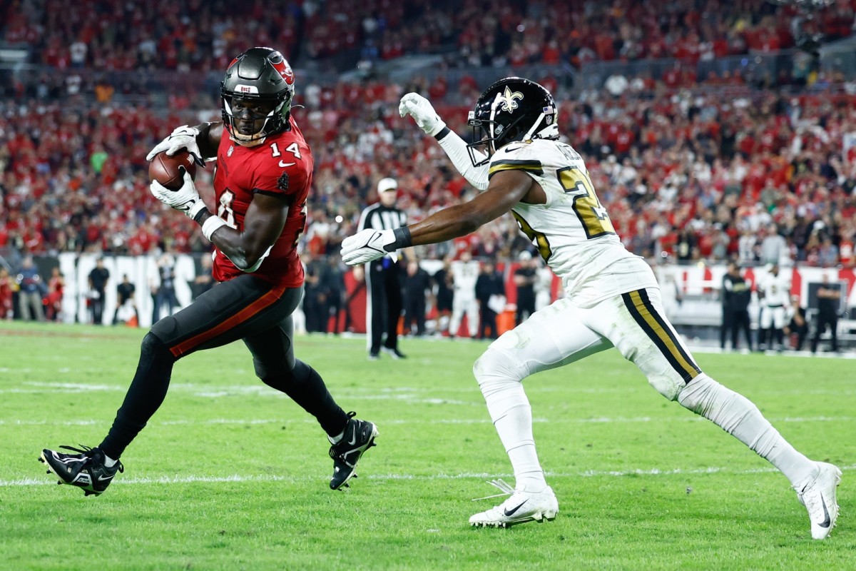 Expert Analysis: Isaac Yiadom Red Zone INT vs. Buccaneers