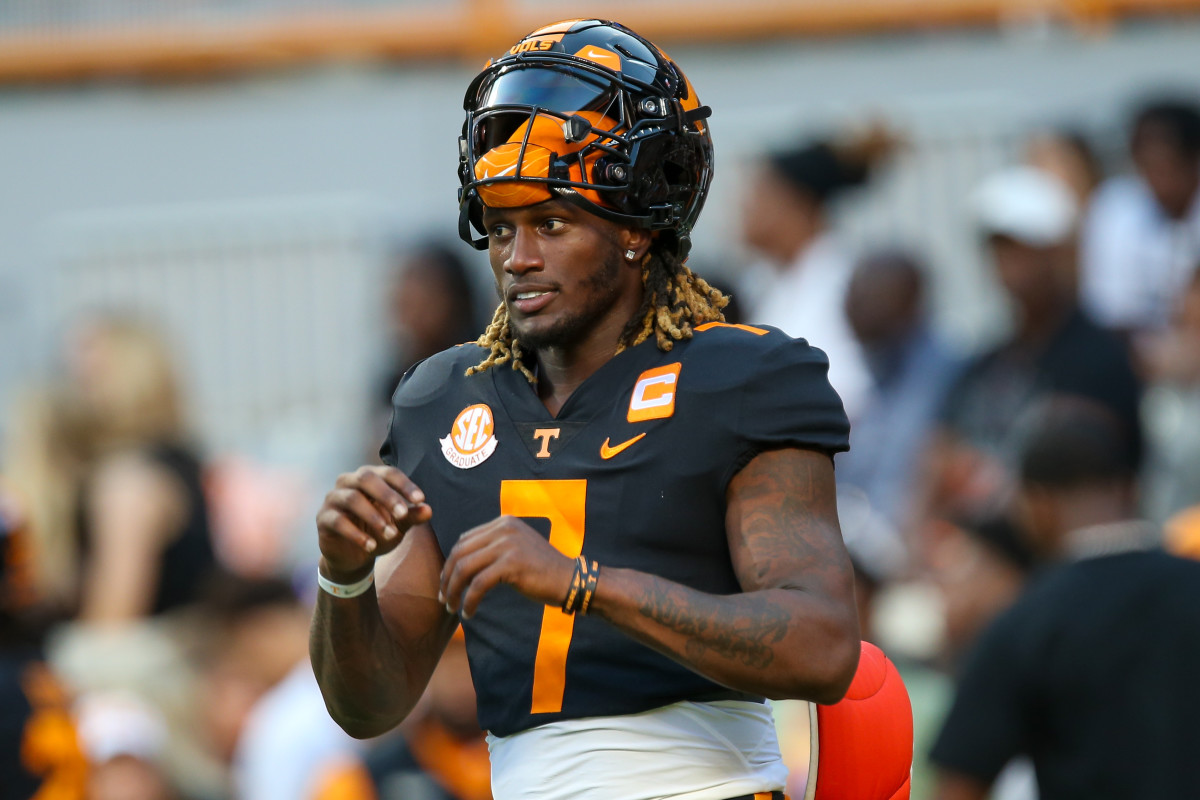 Tennessee Volunteers QB Joe Milton III during the first half against South Carolina. (Randy Sartin of USA Today Sports)