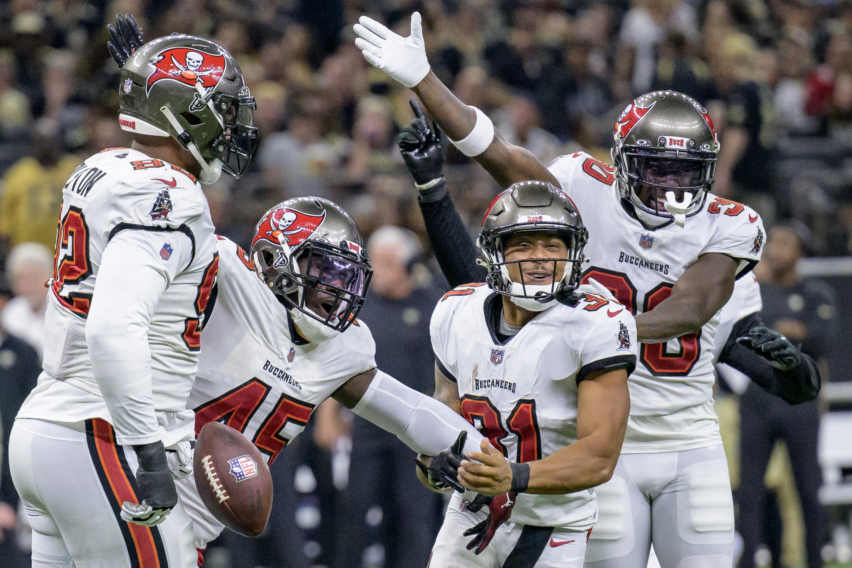 Bucs summon late heroics against Saints, get big Monday night win. - Bucs  Nation