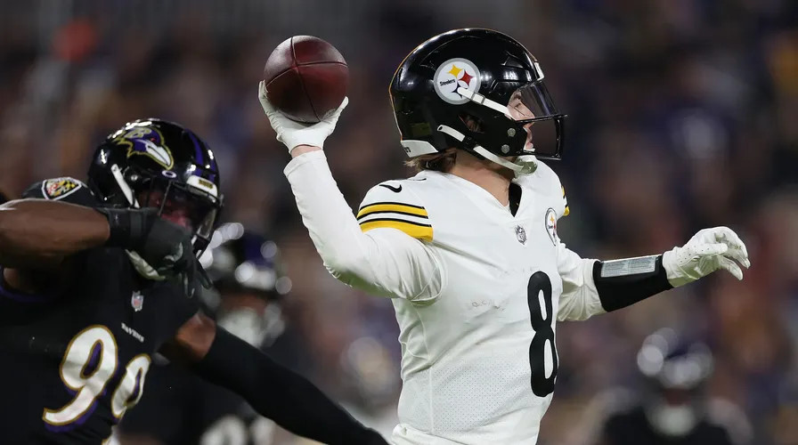 Pittsburgh Steelers QB Kenny Pickett May Be Out Sunday vs. Baltimore Ravens  With Knee Injury - Sports Illustrated Baltimore Ravens News, Analysis and  More