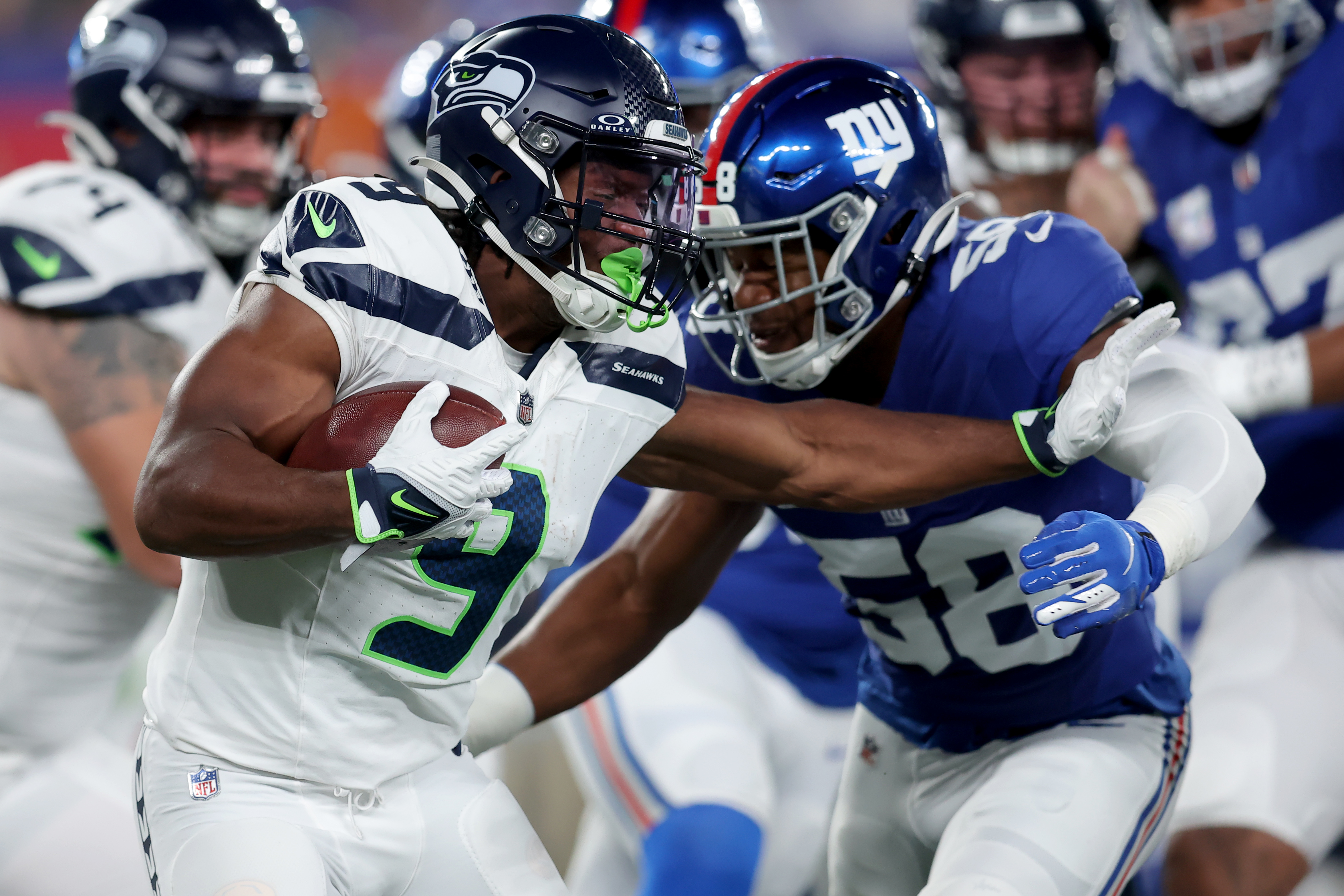 Seattle Seahawks WATCH: Noah Fant's Huge Catch Leads To Kenneth Walker TD  vs. Giants - Sports Illustrated Seattle Seahawks News, Analysis and More