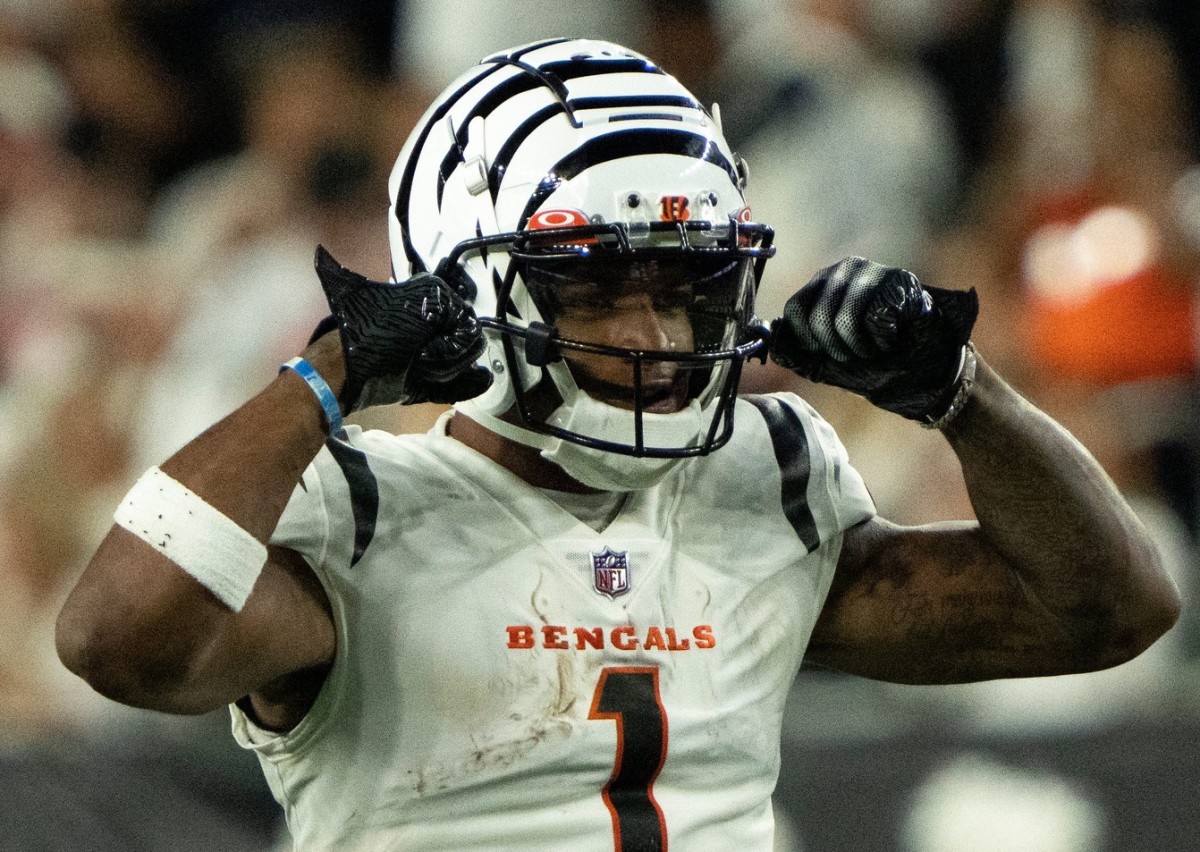 Ja'Marr Chase Looks Awesome in the Cincinnati Bengals' New Stripes - Sports  Illustrated Cincinnati Bengals News, Analysis and More