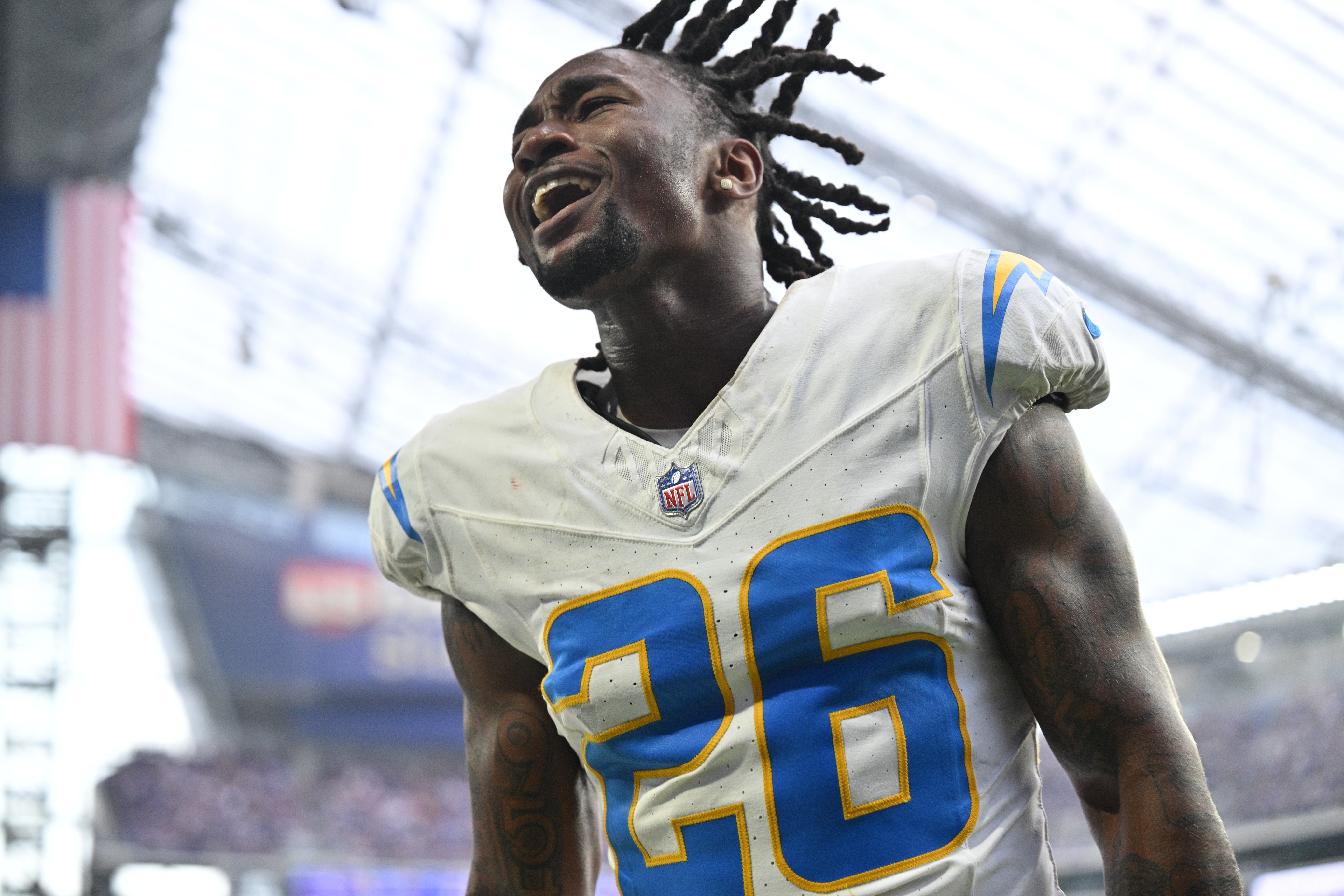 Check out Chargers CB Asante Samuel Jr.'s first NFL interception