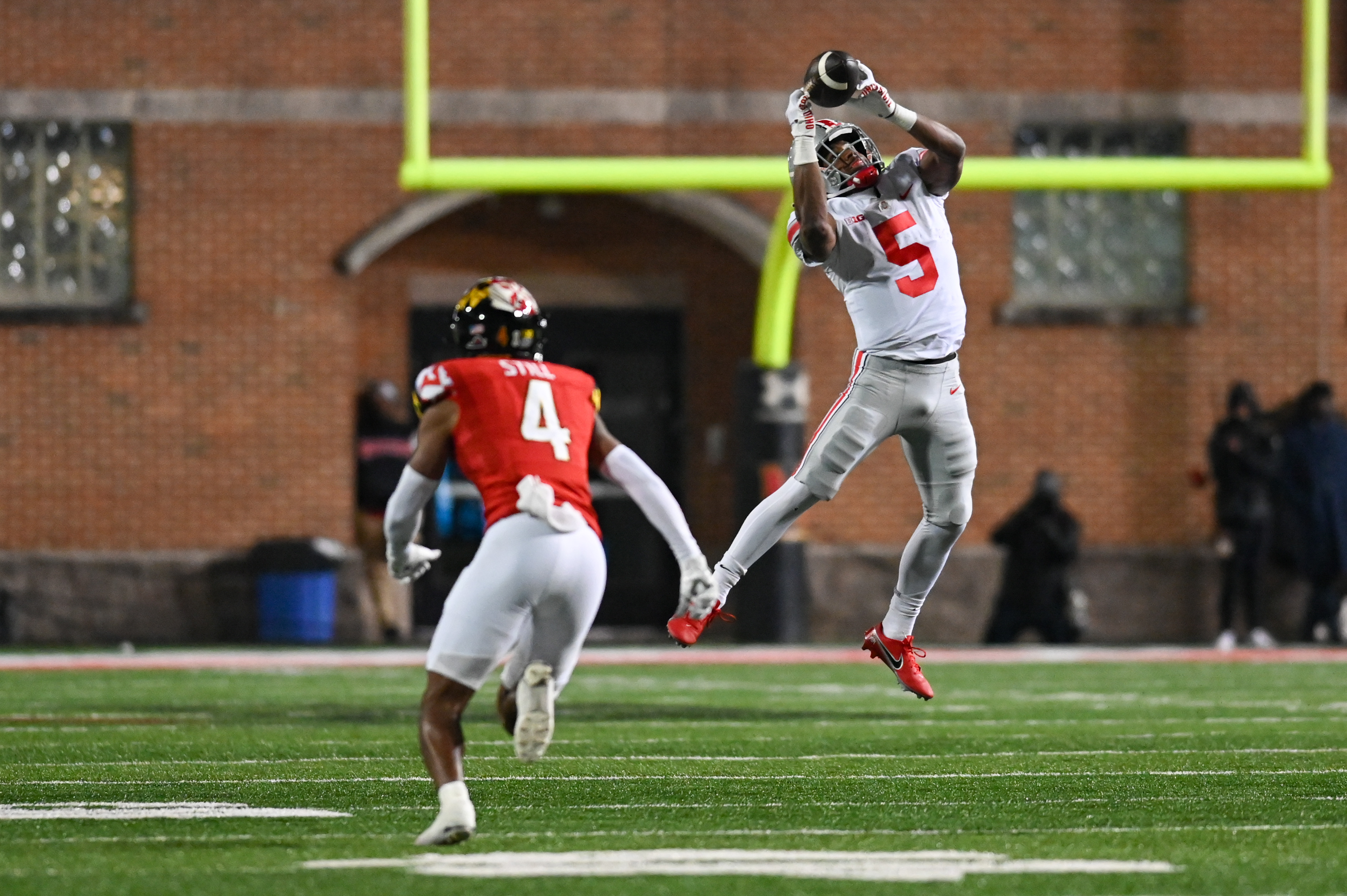 Garrett Wilson's Touchdown Reception Gives Ohio State Lead At Michigan -  Sports Illustrated Ohio State Buckeyes News, Analysis and More