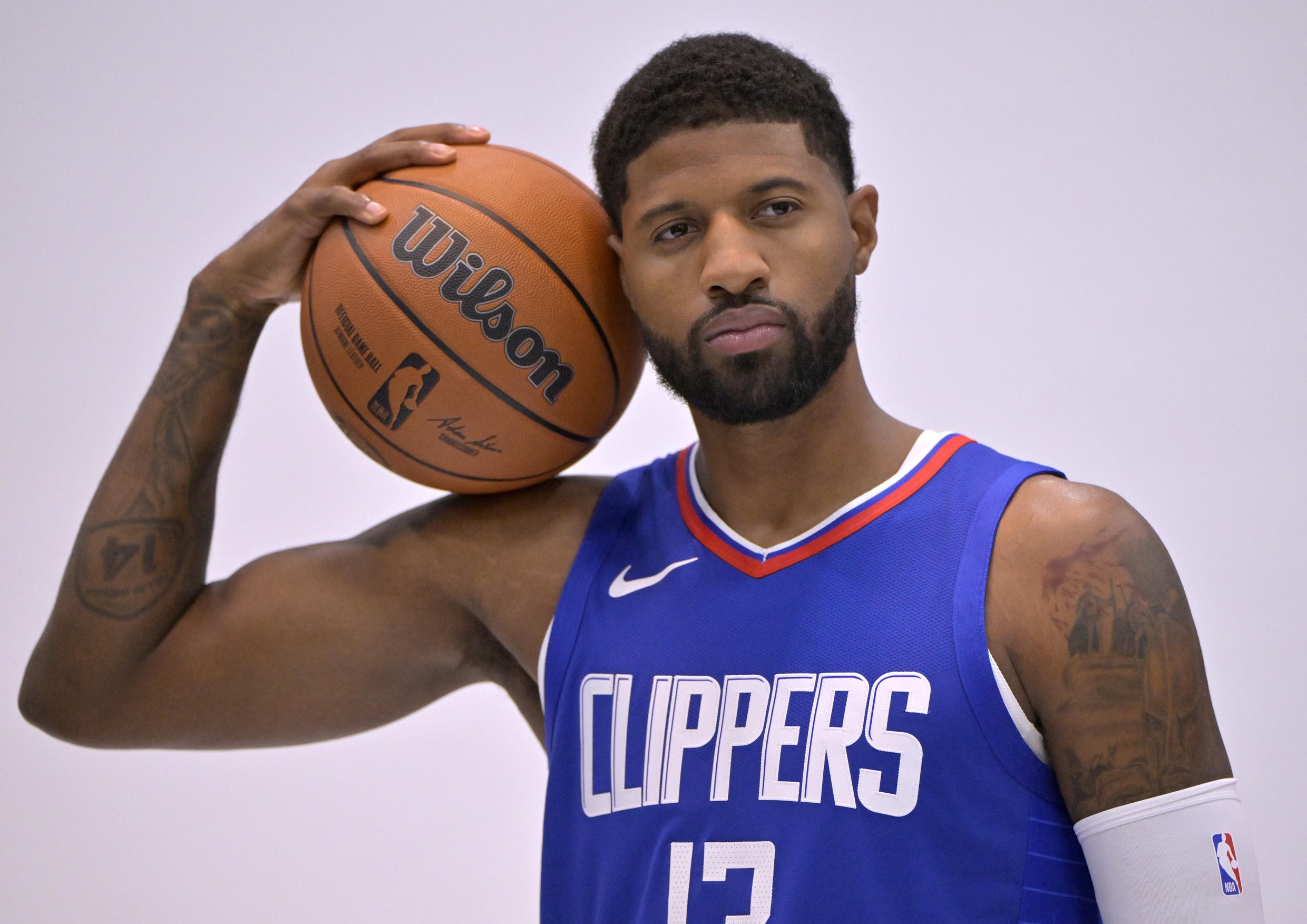 Paul George says Clippers feel like 'little brothers' at Crypto