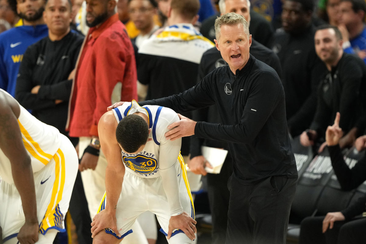 Steve Kerr Reveals Honest Reasons for Steph Curry's Struggles - Inside the  Warriors