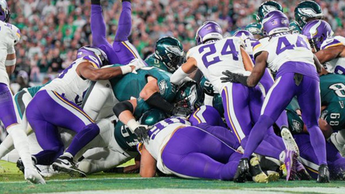 'Brotherly Shove' Is Successful For Eagles Despite Controversy - Sports ...