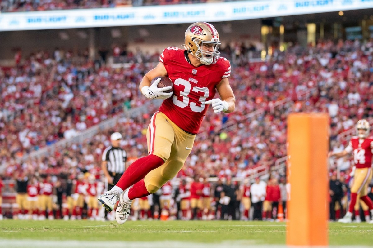 Is it Time for the 49ers to Change Their Uniforms? - Sports Illustrated San  Francisco 49ers News, Analysis and More