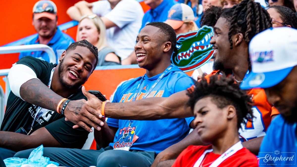 Florida Gators QB commit DJ Lagway, OL target Jordan Seaton