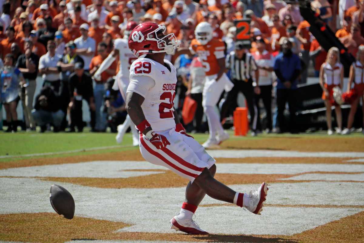 Oklahoma RB Enters Transfer Portal After Solid Season - Sports ...