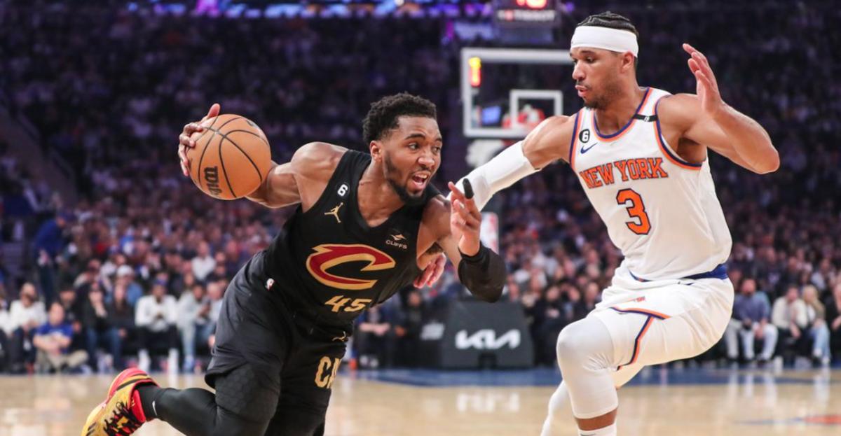 Donovan Mitchell (L) drives against Josh Hart during last year's playoffs 