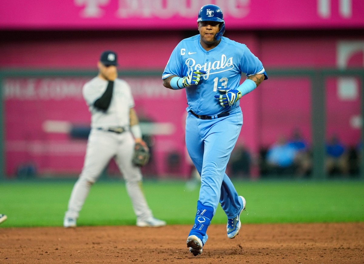 Does Salvador Perez make sense for the Chicago White Sox?