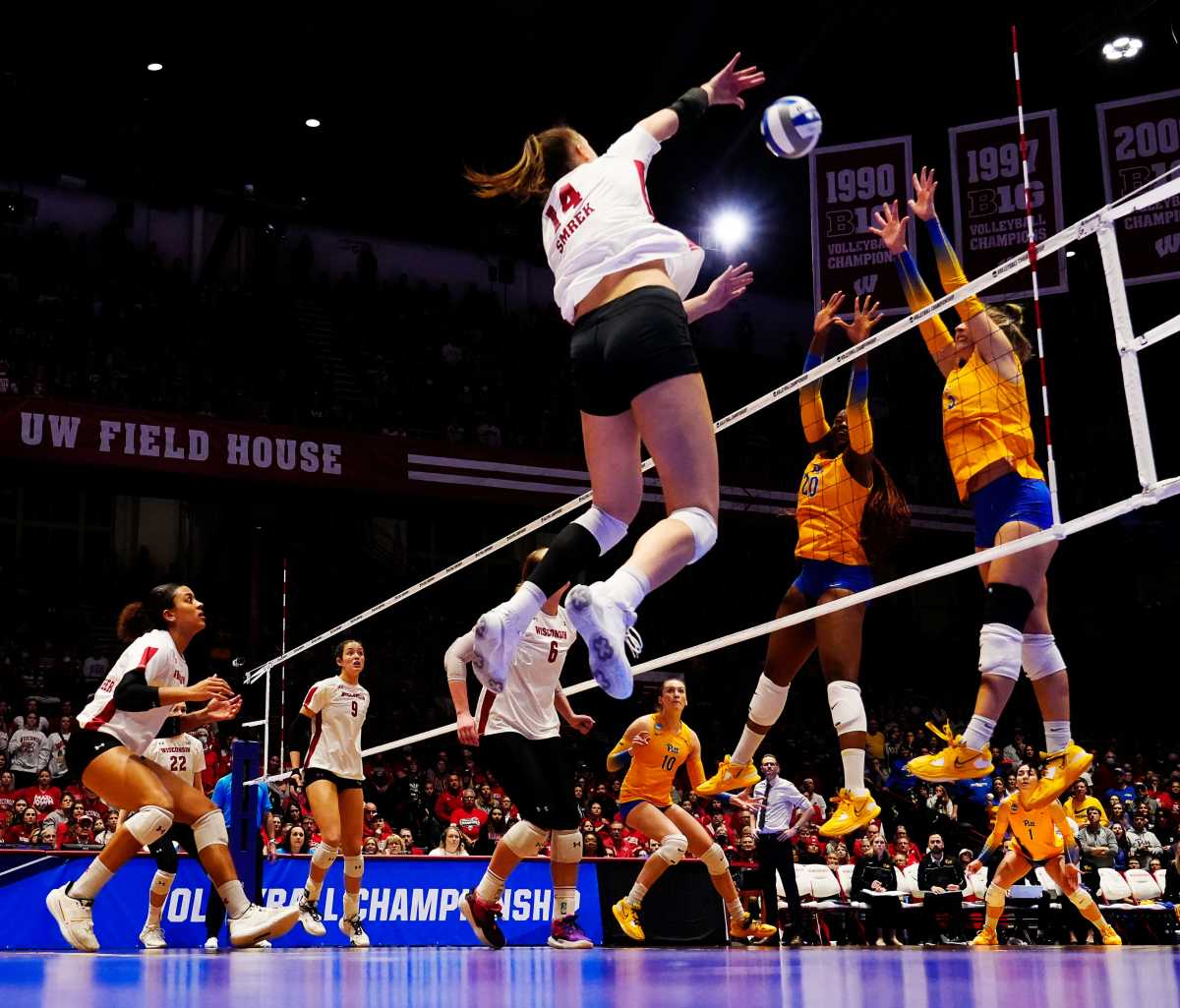 Dominant Wisconsin Badgers Volleyball Continues Undefeated Streak In 2023 Season Sports 