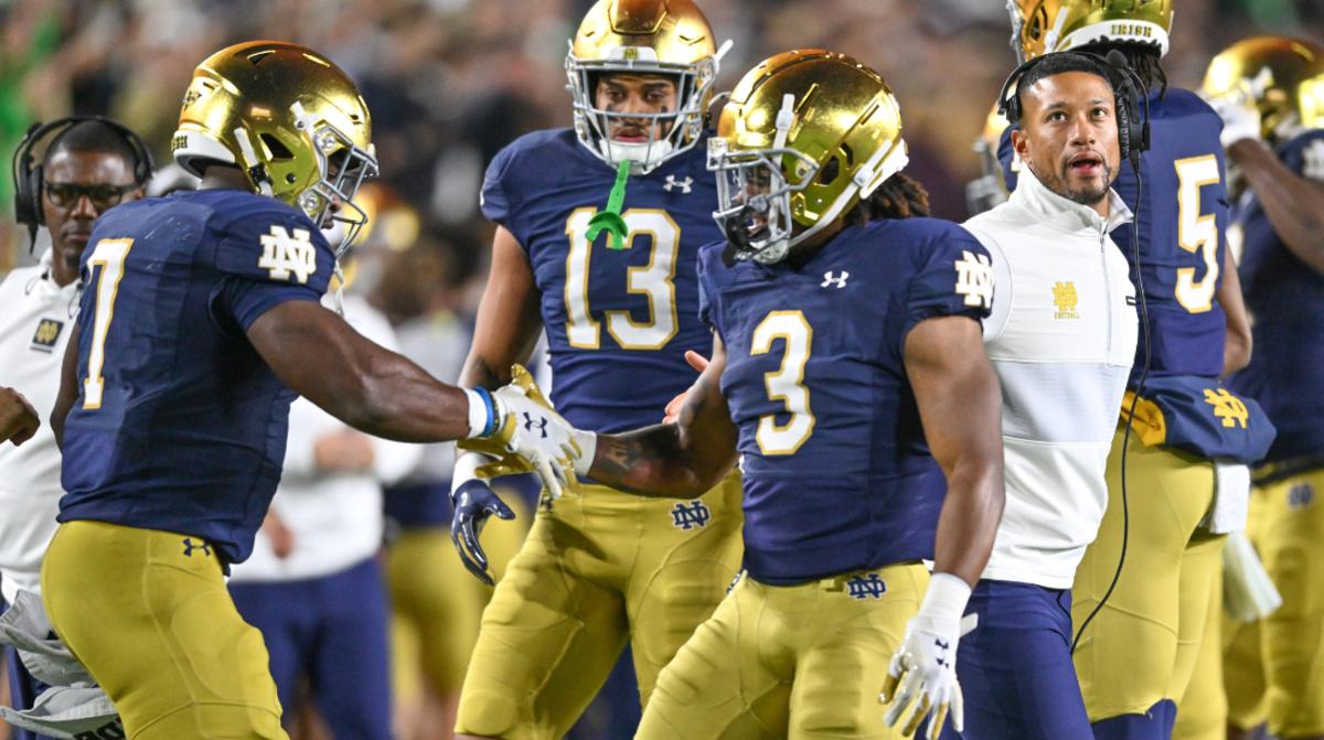 Notre Dame vs Pittsburgh Series History - Sports Illustrated Notre