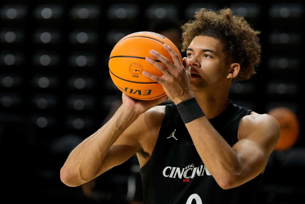 Report: UC Basketball Falls to Maryland 74-40 in Preseason Scrimmage ...