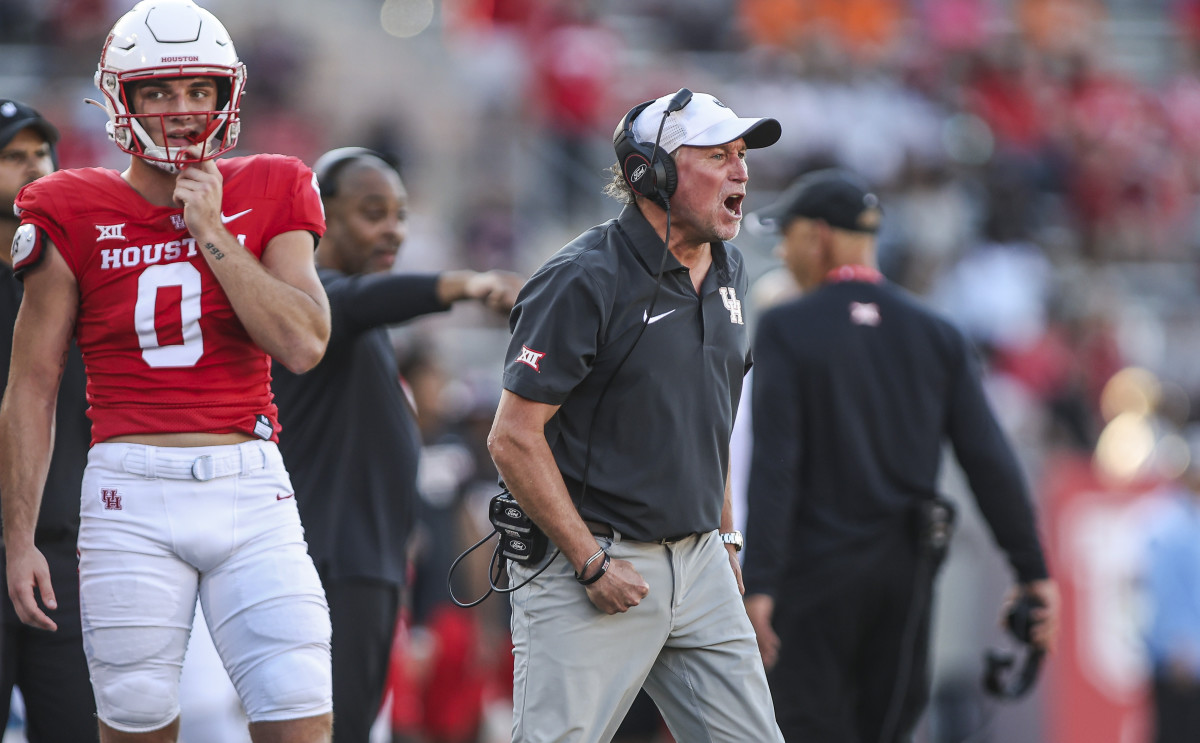 Houston Cougars head coach Dana Holgorsen reacts after a play during the first quarter against the Sam Houston State Bearkats at TDECU Stadium.