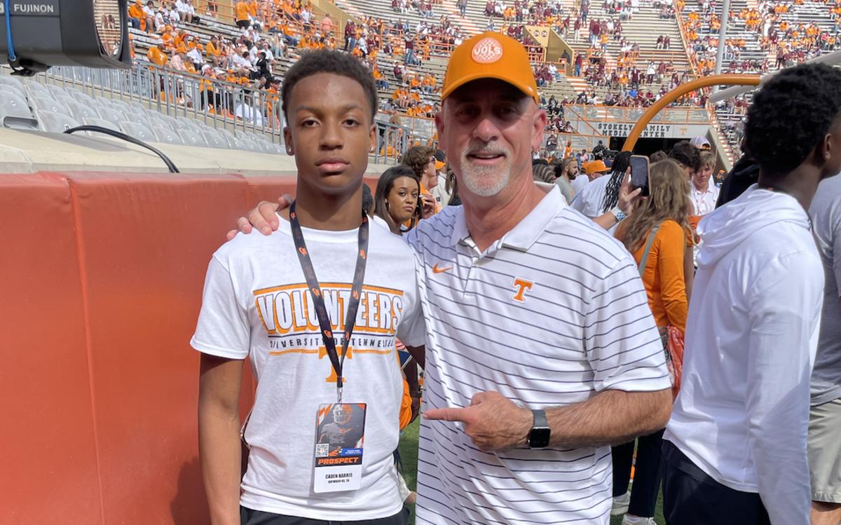 2026 CB Caden Harris with Tennessee Volunteers DBs coach Willie Martinez. (Photo courtesy of Caden Harris)