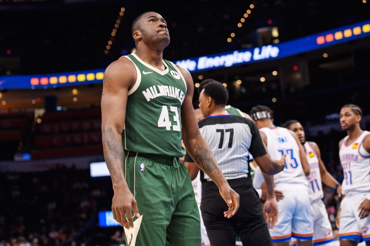 The slow-starting Milwaukee Bucks lose to the Oklahoma City Thunder -  Sports Illustrated Milwaukee Bucks News, Analysis and More