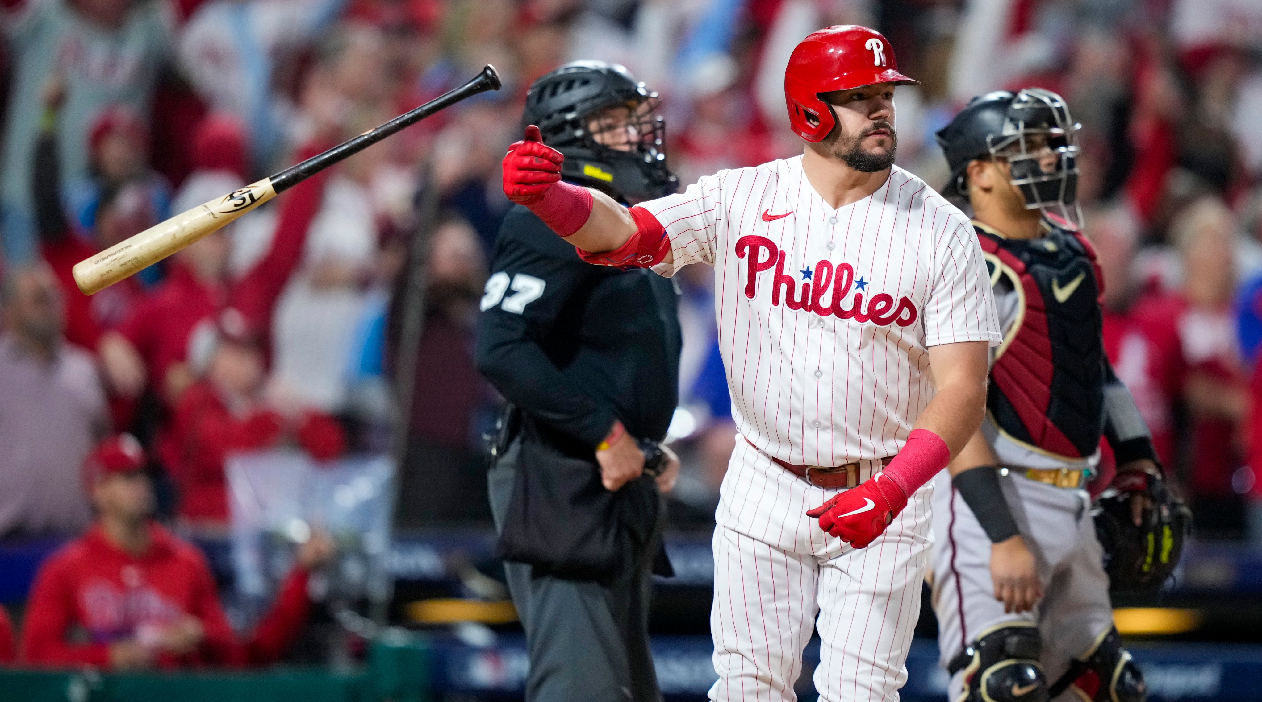 Kyle Schwarber homers twice, Phillies crush Diamondback in Game 2