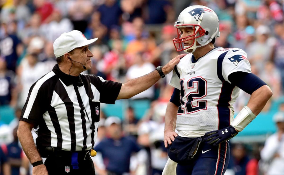 Brady (R) ranted against refs in the latest edition of his SiriusXM show