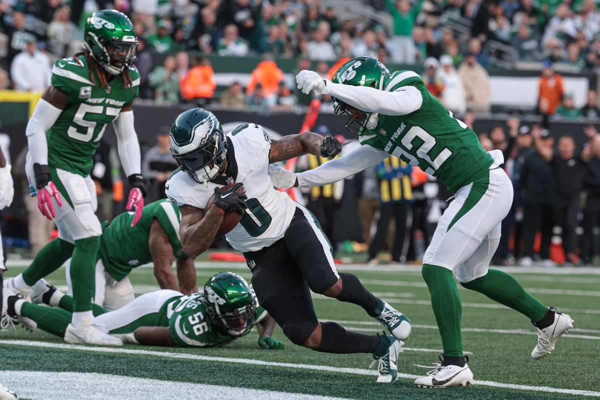 Phillies enjoyed rare chance to attend Eagles game