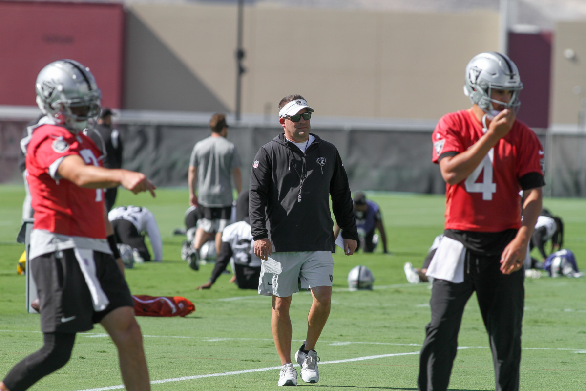 Josh McDaniels coaching Aidan O'Connell and Brian Hoyer