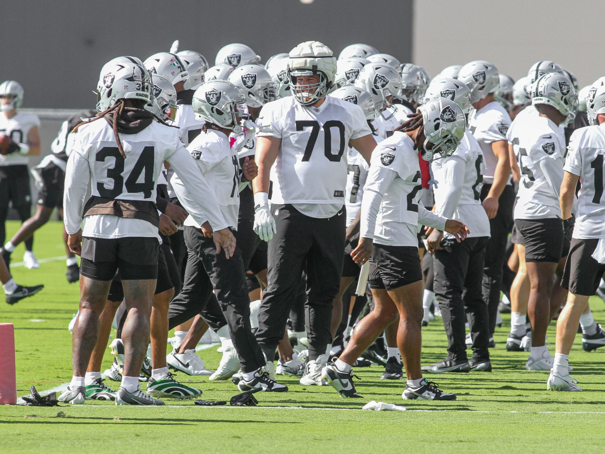 OL Greg Van Roten and the Offense